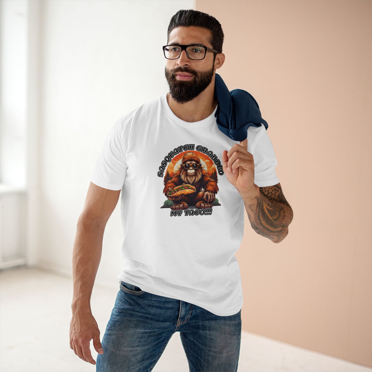 Sasquatch grabbed my taco! - Men's Staple Tee