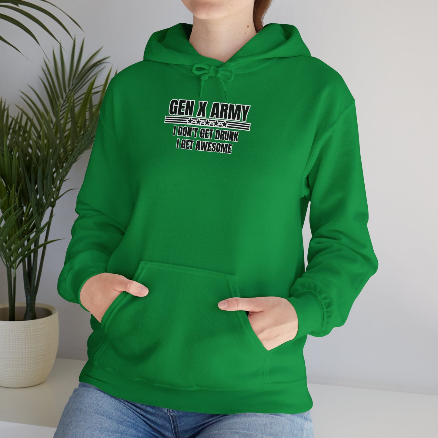 I don't get drunk I get awesome - Unisex Heavy Blend™ Hooded Sweatshirt