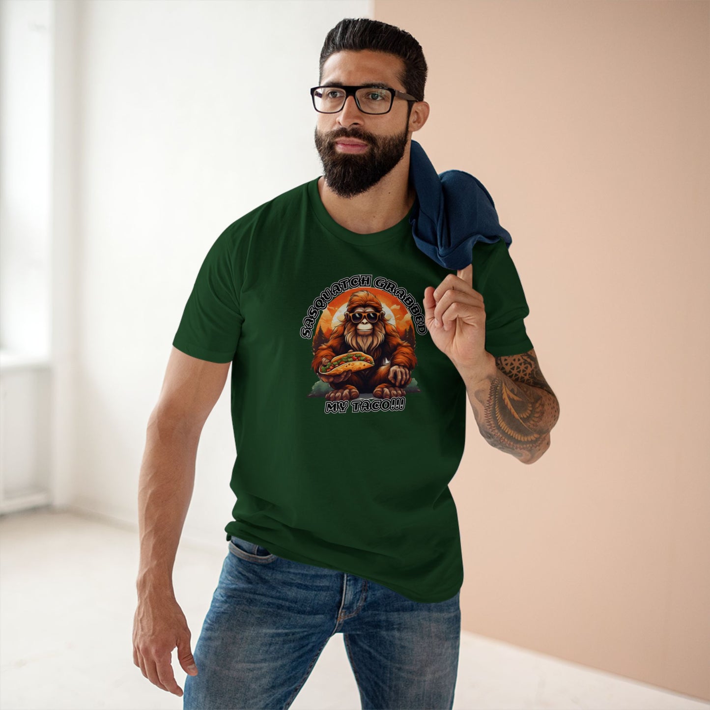 Sasquatch grabbed my taco! - Men's Staple Tee