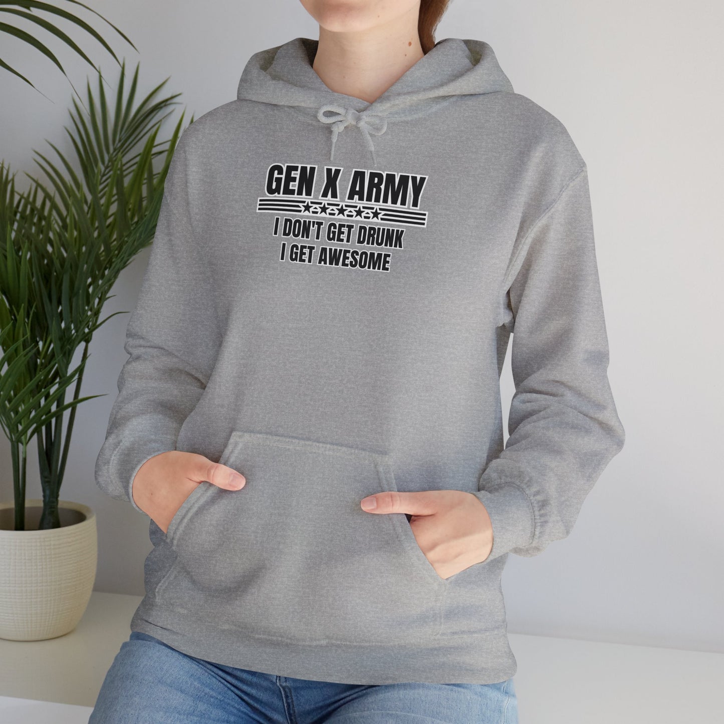 I don't get drunk I get awesome - Unisex Heavy Blend™ Hooded Sweatshirt