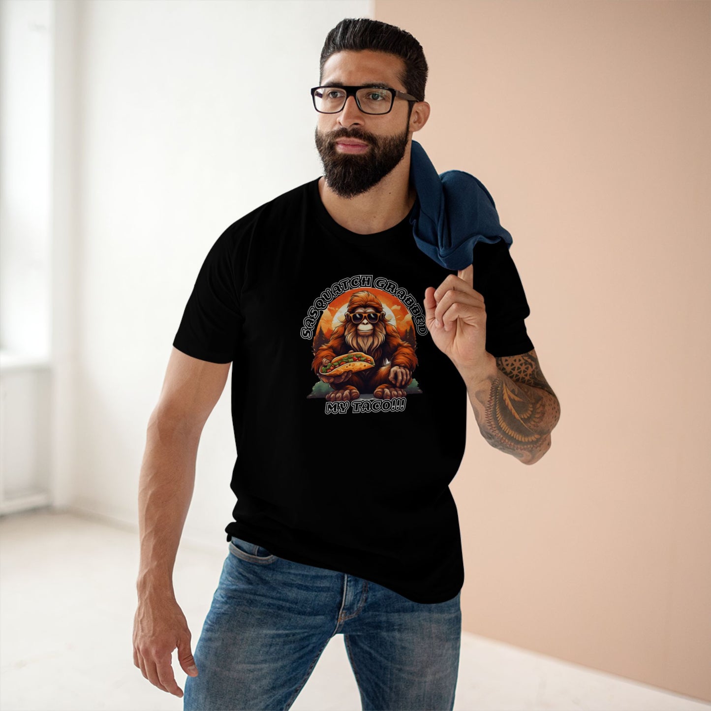 Sasquatch grabbed my taco! - Men's Staple Tee