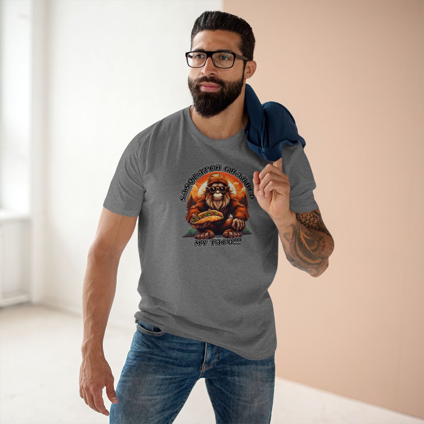 Sasquatch grabbed my taco! - Men's Staple Tee